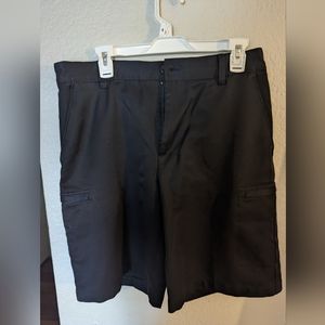 Izod cargo shorts